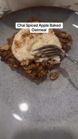#chai spiced apple #bakedoatmeal for breakfast! #fyp #baked #wieiad