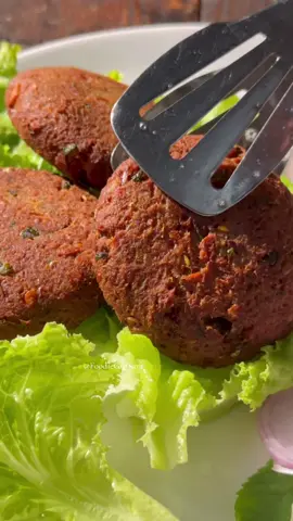 #cooking Chicken Shami Kabab (Please do Subscribe my YouTube Channel) #cooking #Recipe  #recipes #foryoupage❤️❤️ #fypシ゚viral #outdoorcooking #fry #foryo #TikTokFood #chutney #Food #chicken #foryoupage❤️❤️ #outdoorcooking 