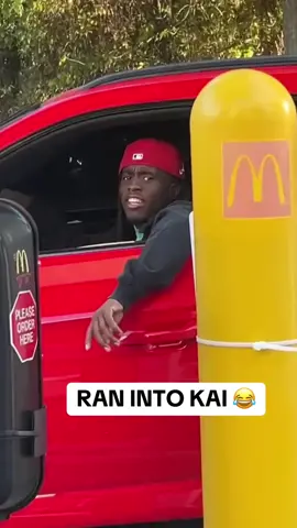 #KaiCenat even let them in his car 😂👏 (via @BIGGABEEEEE) #streamer #mcdonalds
