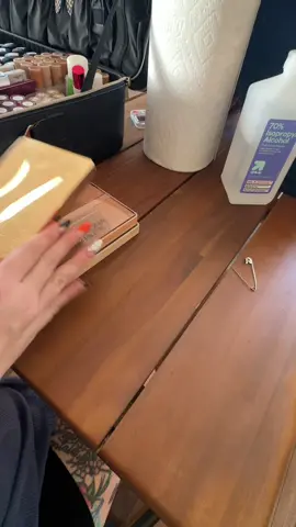 If youre a professional makeup artist - watch till the end! 