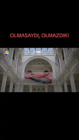 #KızılcıkŞerbeti dizisindeki #Atatürk ve #Türk bayrağı sahnesi: “Bu milletin her ferdi Atatürk’e bir minnet borçludur.” ✅