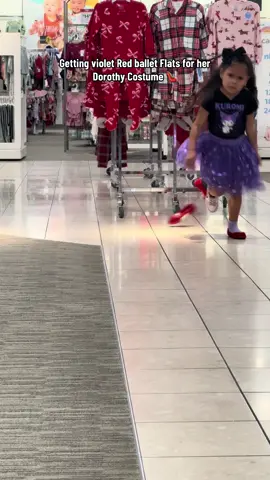 Yall dont sleep on JCP they had a bunch of cute patent flats for little girls ! 