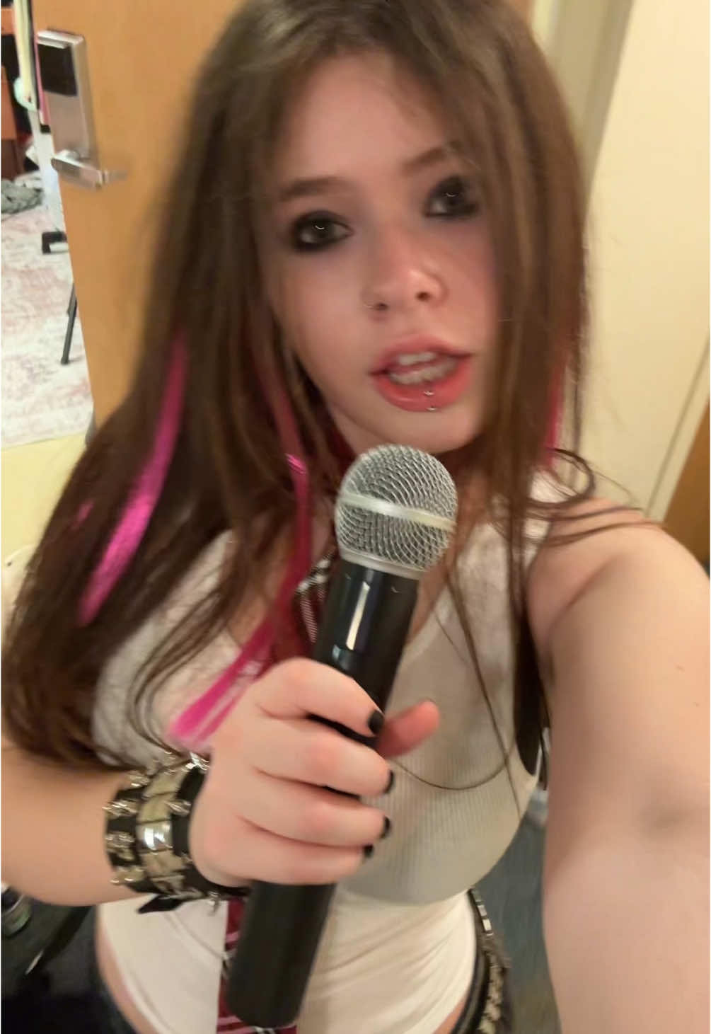 we have avril lavigne at home…