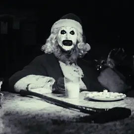 terrifier 3. [fake everything]                   #foryoupage #aestheticedits #terrifier3 #terrifier3movie #terrifier3edit #arttheclownedit #christmas #spookyseason 