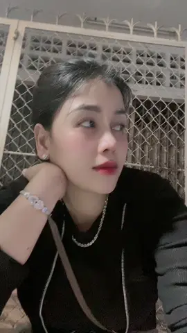 Giờ làm sương sương tới sương xuống về đc oy 🤣