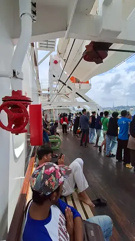 Perjalanan Kapal Laut #kapal  #hobijalanjalan  #wisata  #pelni 