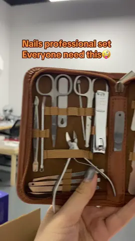 #tiktokmademebuyit #fpy #OOTD #smart #digi #halloween2024 #halloween #headphone #bluetoothspeaker #tiktokshopblackfriday #tiktokshopcybermonday #spotlightfinds #nailset 