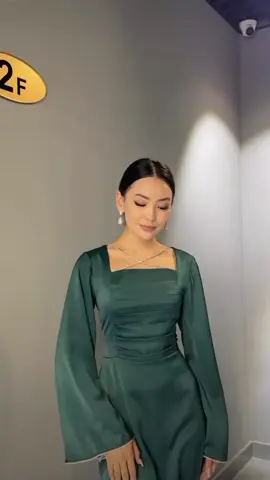 Baruu launching nihh Dress100eban bahan satin premium Buruann Stok terbatass!!! #dressarabian #Arabiandress #dressturkey #dresturky #dressturkiterbaru #dresstanganlebardanpinggangberkaret #dresstanganterompet #dressbridesmaid #dressbridesmaid #dresssimpleelegan #dresssimple #dresskondangan #dresslebaran #dresswisuda #Dressmidi #midisatinskirt #fypシ #flksguys🥰biarrame🥰 #fypdonggggggg #fypdongggggggggシ 