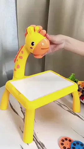 Bàn Vẽ Thông Minh Có Đèn Chiếu Sáng 24 Hình Có Nhạc Và Bút Màu Xóa Được Cho Bé #dochoichobe #dochoitreem #dochoibanvechobe #banvemaychieu #dochoivui 