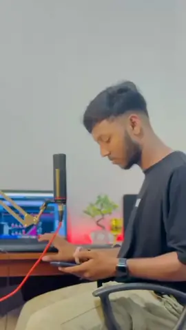 අලුත් එකක් අහමු ගායිස් 🎧❤️ වයිරල් කරමු කට්ටිය විඩියො එකක් හදන් යන් 🥺🫀❤️#share #fyp #mihiruk_s #trend #onemillion #million #foryou #like #hit #viral #trending @CHIRA BOY_ @DNS TUNES OFFICIAL 🎧 🇱🇰 @Relax_Music_11 @ꜰʀᴏᴢᴇɴ ꜱᴛᴀᴛᴜꜱ @FROZEN STATUS 