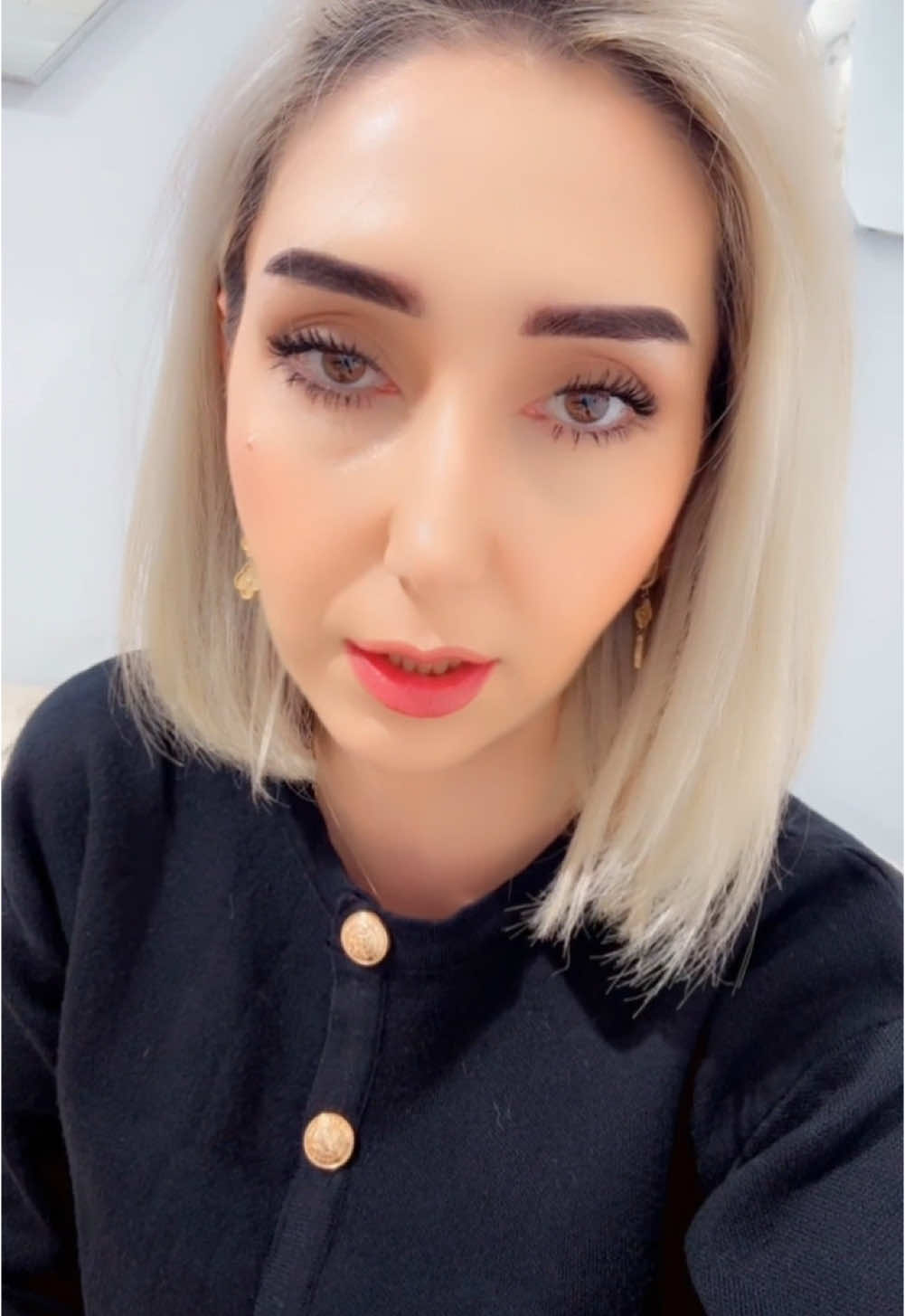 Dagrydami men aytyanym sizem oz pikirinizi yazyp bilyaniz komentarya? Ejesinin kakasynyn oyde otyrtmadyk gyzyny siz gelip iki gunde oyde otyrdyp bilmeyaniz . 