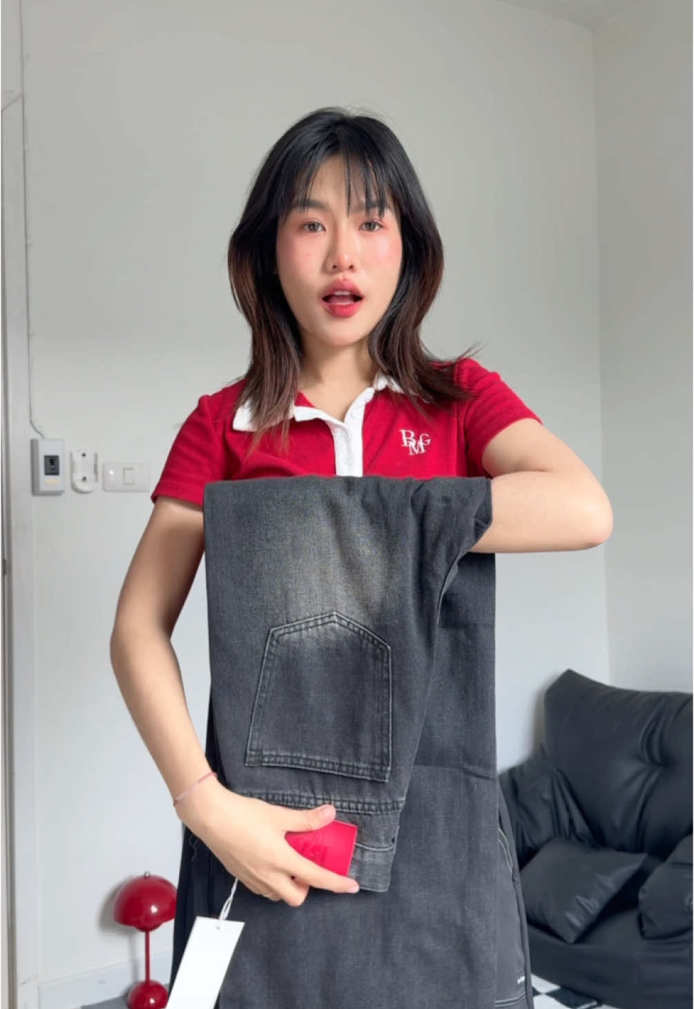 สีดำทั้งใจ #bemingbkk #รีวิวกางเกงยีนส์ #OOTD #ootdfashion #คลาสแฟชั่น 