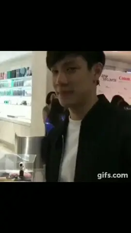 they have known each other for 10 years  .  #GreatInn #greatsapol #innsarin 