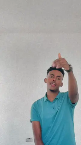 Kalay medkinaiga sodonta dheh 😂@𝐇𝐮𝐝𝐚 𝐒𝐚𝐥𝐚𝐡 𝐎𝐦𝐚𝐫 ꨄ @Ilkacase Qays #somalitiktok #somali #fyp 