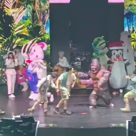 POV : TOLONGIN ADEK TAKUUT, BINGUNG INI LEWAT MANA SEMUANYA HEWAN NYA BESAAL 😣😱😫😫.  #wonwoo #svt #seventeen 