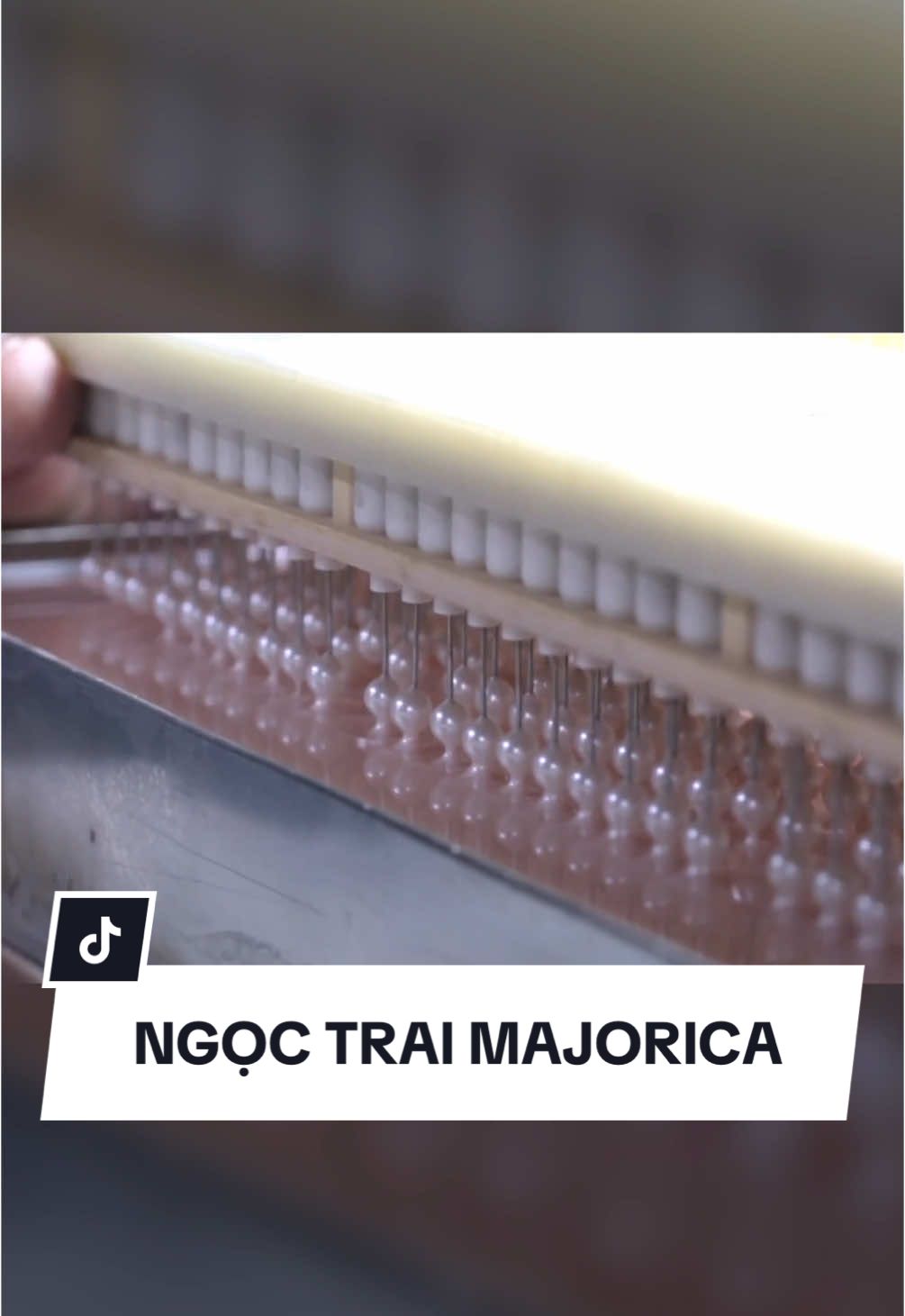 Ngọc trai giả làm từ vảy cá #tuanngoctrai #ngoctrai #daquy #accessories #xuhuongtiktok #LearnOnTikTok #fyp #trangsuc #pearl #pearljewelry #hoanggiapearl #hothanhtuan #ngoctraihoanggia 