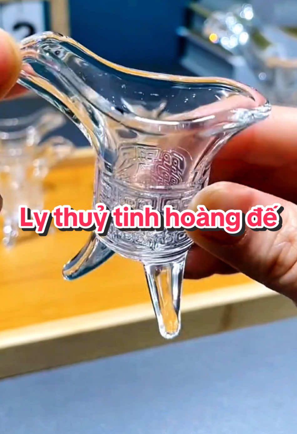 Ly thuỷ tinh 3 chân hoàng đế #lythuytinh #lyhoangde #lythuytinh3chan #lythuytinhhoangde #giadungtienich 