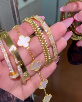 Bienvenue 🩷 #jewelry #luxury #cartier #clou #vancleef #fyp #cartierlove #acierinoxydable 