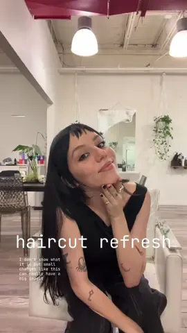 A small change that can make a difference (in my eyes) #whispybangs #bangs #althair  #bangstutorial 