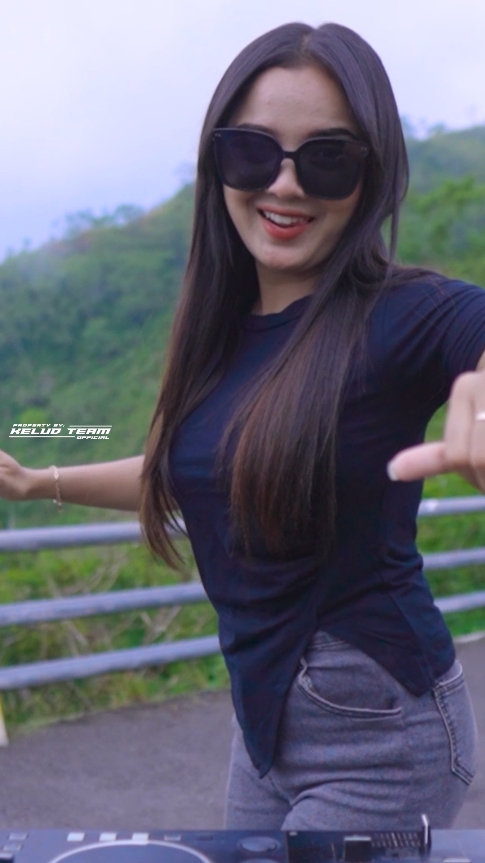 SUDAH RILIS YA GESS DJ POM POM MBEDIL MBEDIL NDRET DET DET #djviraltiktok2024🔥🔥🔥❤❤❤❤ #fypシ #jedakjeduk #Djtanti 