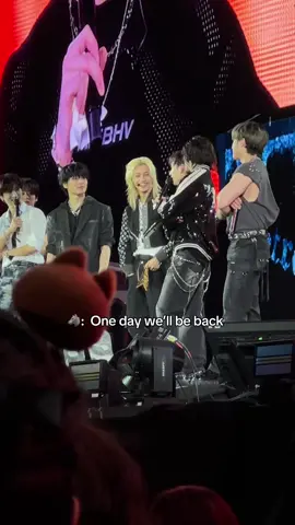 Aussie boy Hyunjin #hyunjin #hwanghyunjin #skz #straykids 