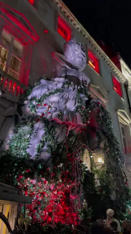 🎭 the most desired time of the year  #annabels #london #halloween 