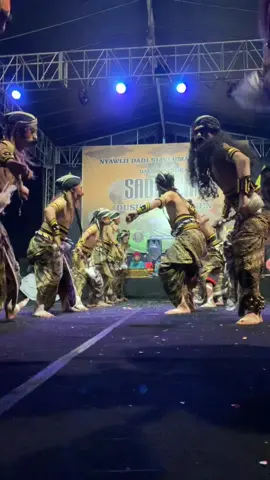 Sido Rondo Warok Wahyu Cipto Budoyo Sengganen 🔥 @WAHYU CIPTO BUDOYO #waroktemanggungan #wahyuciptobudoyo #nyong_temanggung #videolebihpanjang #sidorondo #waroktemanggunganwaroksurup #hokyatemanggung #temanggunghits #temanggung #fyp 
