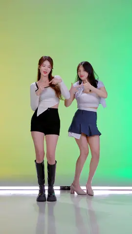 네모네모~귀엽당💟 #네모네모 #최예나 #yena #kpop #fyp #dancechallenge #trending #onepickent #추천 #댄스챌린지 #원픽이엔티