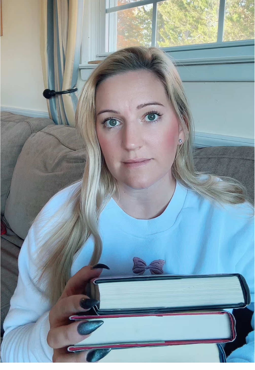 #Inverted #bookhaul #usedbooks #usedbookhaul #BookTok #readertok #newreads #tbr #historicalfiction #yabooks #thrillerbooks #bookish #whattoreadnext #whattoread 