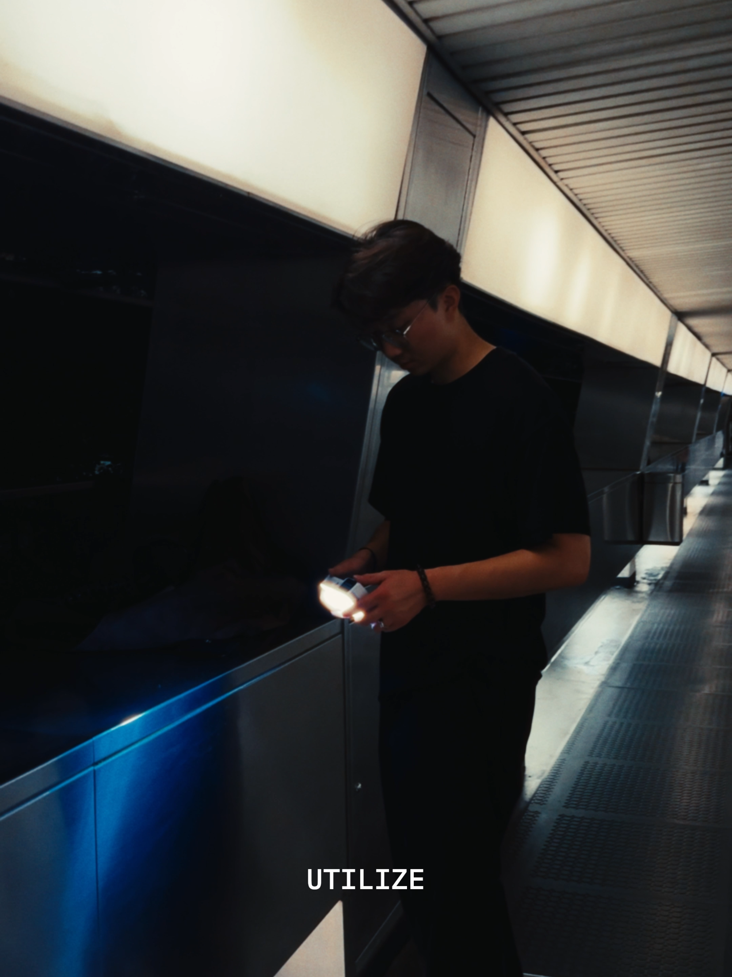 My top asked question is how I get iPhone footage to look so good - the answer? Great lighting. Being on the go for a month makes it hard to have flexible natural bright light, the @amarancreators Ace 25c is my go to for travelling while maintaining the same quality of iPhone footage like I do at home. #amaran