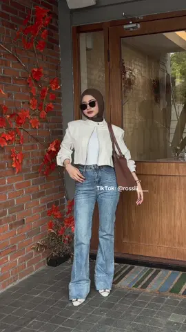 obsessed sm ootd ini🥂🤍#OOTD #outfitideas #fashioninspo #ootdhijab 