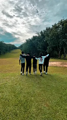 @Mention Your Friends to recreate this vedio🫂☺️#foryou #foryourpage #foryoupageofficiall #bdtiktokofficial🇧🇩 #fyp #fypシ゚ #viral #trendingvideo #fo #trendingsong #foru #CapCut #friends #tour #seeyouagain @TikTok Bangladesh @TikTok Trends @Creator Portal Bangla 