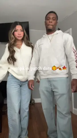 fall couple outfits🍂🤍 #fyp #pumpkinseason #fallfashion 