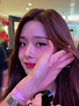 JIA 🎀🫣WOW #thefreezia #프리지아 #Freezia #더프리지아 #Thefreezia#songjia#jia#freezia#thefreezia# instagram #jiaedit#songjiasingleinferno#dearzia #zia#jiaed it#itgirl#jiaedit#edit#free지아#SongJia#OOTD#Vlog#singapore#vlogsingapore#🇸🇬#grwm#gremmakeup#food