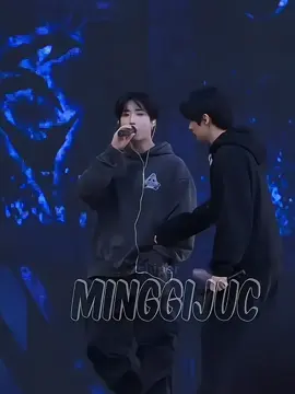 SO CUTE😭❤ #compilation #minsung #hanjisung #leeknow #dominate #concert #sydney 