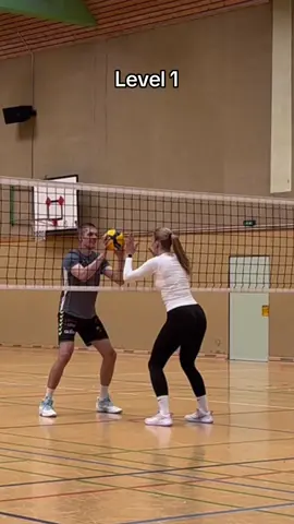 How to practice block reaction  #volleyball #block #drill @katvelascomusic 
