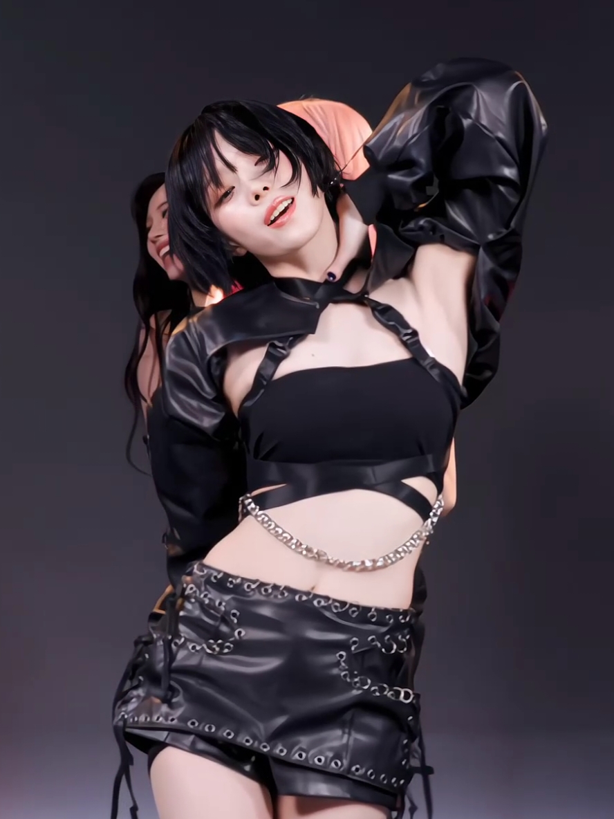 aespa whiplash fancam #aespa #fancam #fancams #fyp #viral #trending #seu1g #kpop #aespa #relaydance 