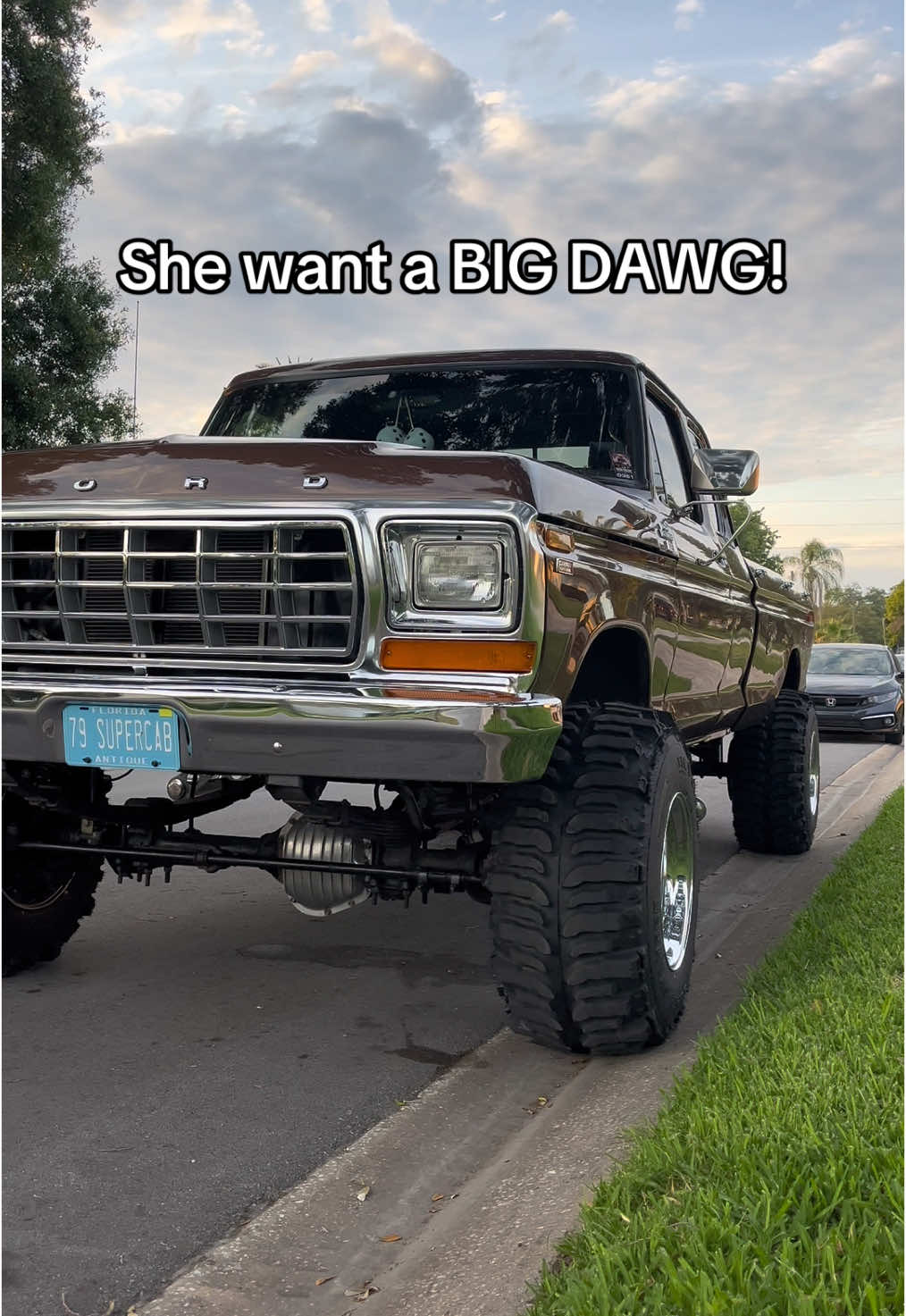 ✊ #showtruck #trucksoftiktok #dentside #dentsideford #1979ford #supercab #ford460 #fordf350 #powerstroke #classictrucks #weldsandboggers #oldschool #rangerxlt #wides #holleyperformance 