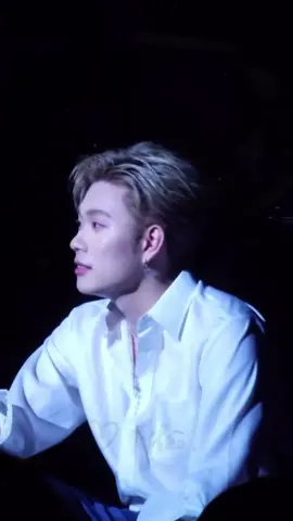 Ánh mắt long lanh chứa bao điều hoài bão. Đường Dương đi luôn có Dopamine theo cùng 💙💛🕯️ #dươngdomic #trandangduong  Cre vd: ldanezz Cre ảnh: hyxnilys