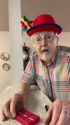 Magic Saturday with Old Man Steve #fypシ #foryou #foryoupage #fyp #oldmansteve #tiktok #magic #magictrick 