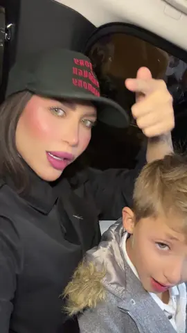 انا بدون سبب 😂🤣يالله منااااااك  يالله   حمرتي من كارما بيوتي درجة stunner  و البلشر الكريمي من كارما بيوتي درجة burning desire 🐍 #مالي_خلق_احط_هاشتاقات #الشعب_الصيني_ماله_حل #trending #دكتورة_خلود #tiktok #ترند #4U #توائم_خلود_امين #ليان_ليليان_خالد 