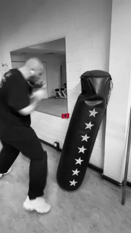 #boxing #shqipe #🇦🇱 #goditje #power #istog #kosovatiktok #fly 