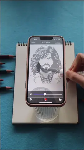 You can use this app for free appstore link in bio 📽🙌🏻✍🏻👋🏼⬇️ #drawingtutorial #drawing #artprojector #drawingsketch 