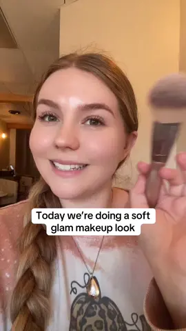 I hate to see the haters under a makeup tutorial! They always talk about how much makeup someone has on or how they could NEVER wear that much or that they do too many steps. Like… IF YOU DON’T LIKE IT STOP WATCHING IT?! I don’t get it 😂 •••• #kendramatthies #mua #bridalmakeupartist #storytime #