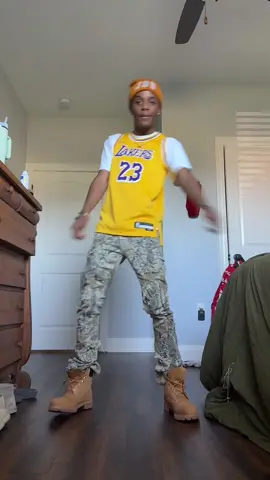 could stomp a dinosaur w these timbs #timberland #tripout #neworleans #dance #savvjuann #foryou 