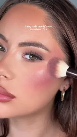 @Huda Beauty did it again 👏🏼 i tried out the brand NEW blush filter from the icy collection in the shade ‘coco loco’ it is stunning 🤌🏼  i think i went abit heavy, you literally only need ONE dot but im so so obsessed 🤎   #hudabeauty #blushfilter #blush #newmakeup 