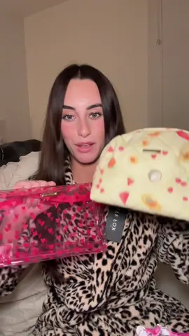 HAUL TIME💛🪿 All prouducts available on TikTok shop are linked xxx    @White Fox Boutique @Murci @MarsTheLabel @RevlonUK @Jellycat 💜 #TikTokShop #tiktokshopfinds #haul #whitefox #whitefoxboutique #whitefoxhaul #heels #kittenheels #fyp #autumnfashion #shoppinghaul #makeupbag #corset #bags #foryou #makeup 