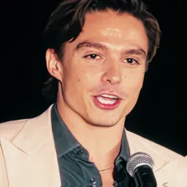 intro is talking about me btw #nicholaschavez #nicholasalexanderchavez #fyp 