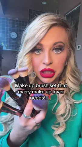 My fave make up brush set!  #makeupbrushes #brushes #brushset #makeupbrush #makeuptok #tiktokshop #makeup #makeuphacks 