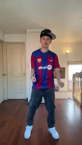 con mi polera del real madrid 